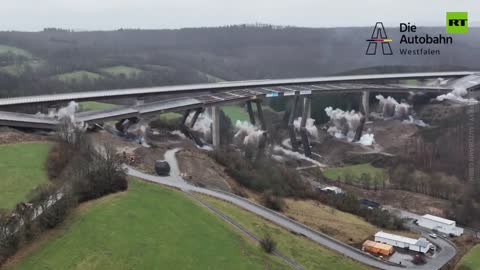 Germany - 120 kilograms of explosives demolishes old bridge...