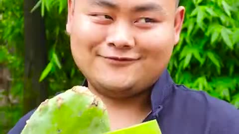 Chinese men food challenge #3