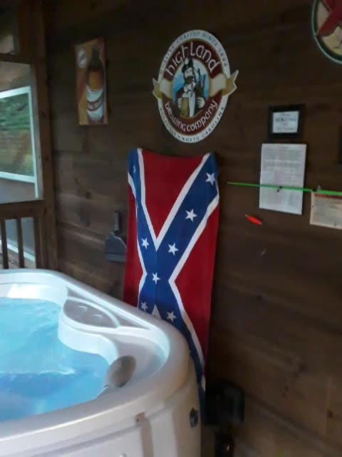 Redhead fishing don't come with it