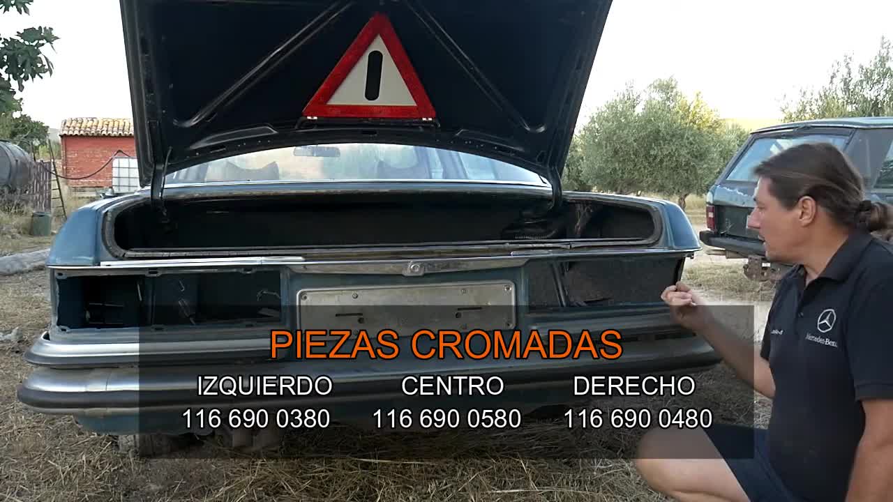 Mercedes Benz W116 - Cómo quitar la tapa trasera de la luz de matricula Tutorial