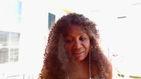 Musical Interlude S2E22 (Soulful Femme)