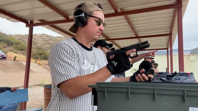 A DAY AT THE RANGE! A PLACE TO SHOOT SANTA CLARITA CA
