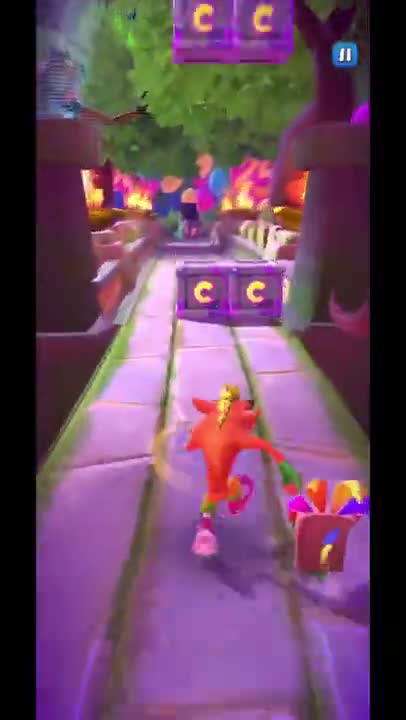 Oxide Iron Crate Battle Run Gameplay on Lost City - Crash Bandicoot: On The Run!