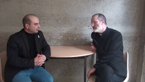 12794-001 L’ABBÉ GUY PAGÈS INTERROGÉ PAR M. FABRICE DRAGAN