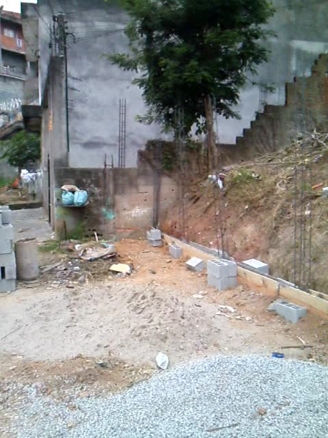 Cercando o quintal com murro