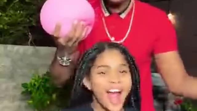 MY BABY SIS BEAT ME AT SINGING BATTLE