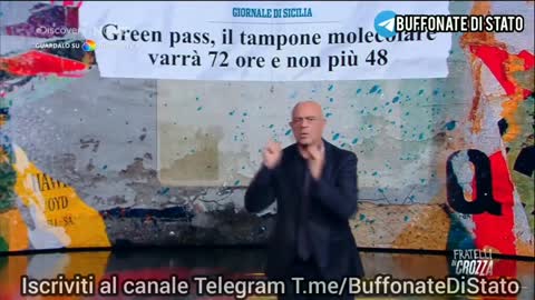 Crozza sul Green Pass e la nuova normalità: "Non è che forse stiamo tifando per la parte sbagliata?"