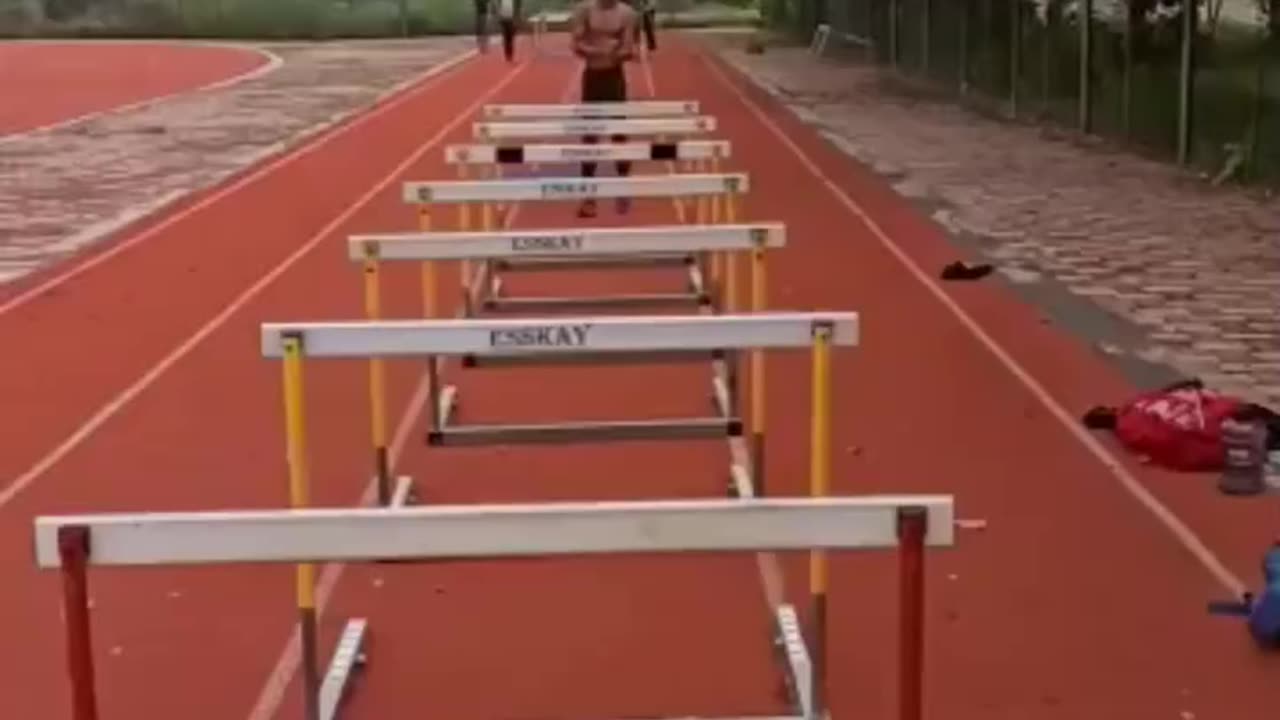 hurdle jump #viral #short #shorts #tranding #trsnd #viralvidio