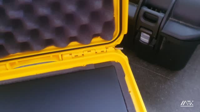 Nanuk 915 Hard Case Loose Hinge Pin