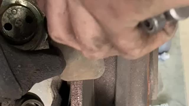 RENAULT MASTER 2015 REAR BRAKE PAD REMOVAL PART 2