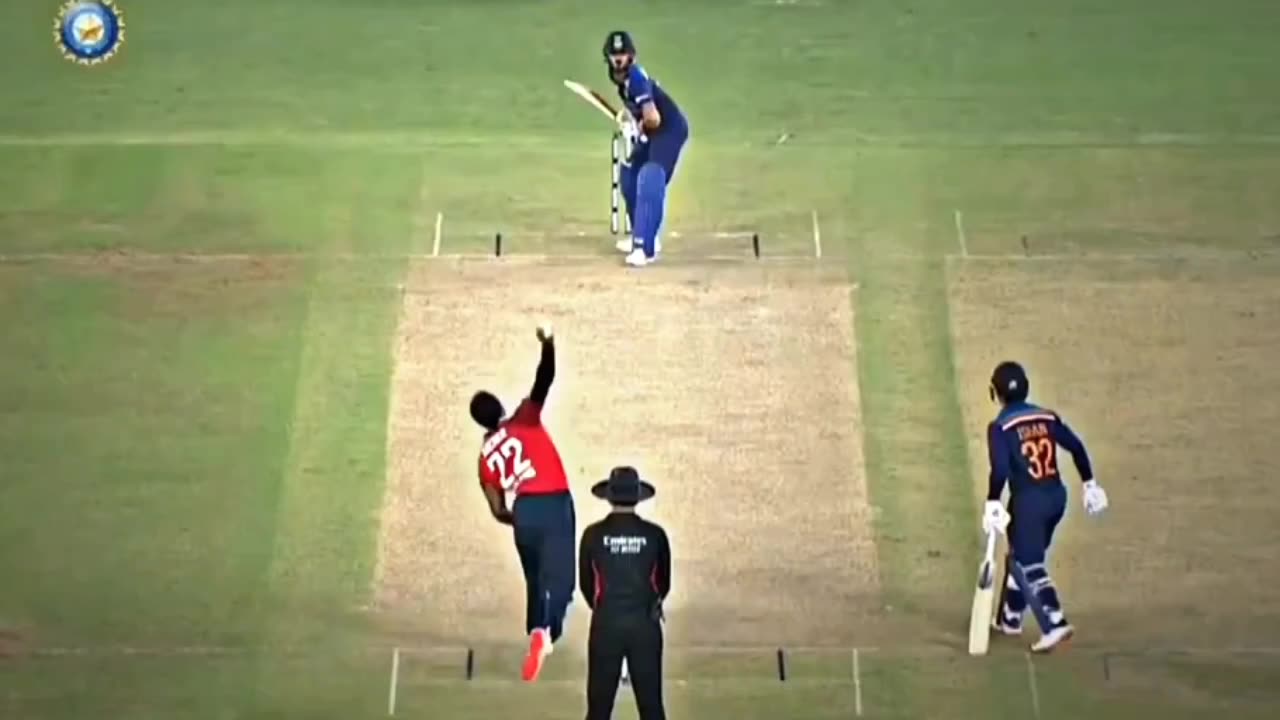 Virat Kohli amazing 6 in ground