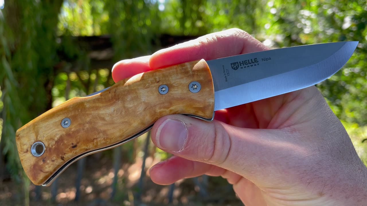Helle Nipa Folding Knife by www.bushcraftcanada.com