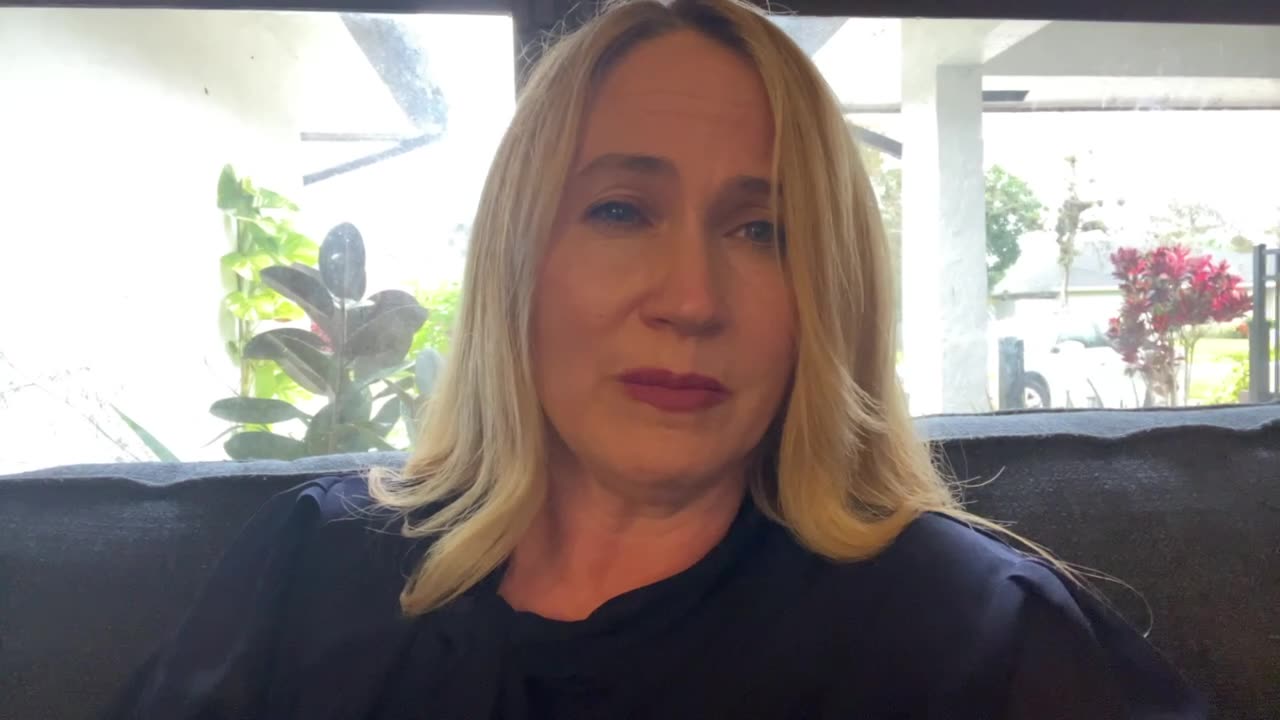 Julia Marks: Open Message to Governor Ron DeSantis, Ban the Jab!