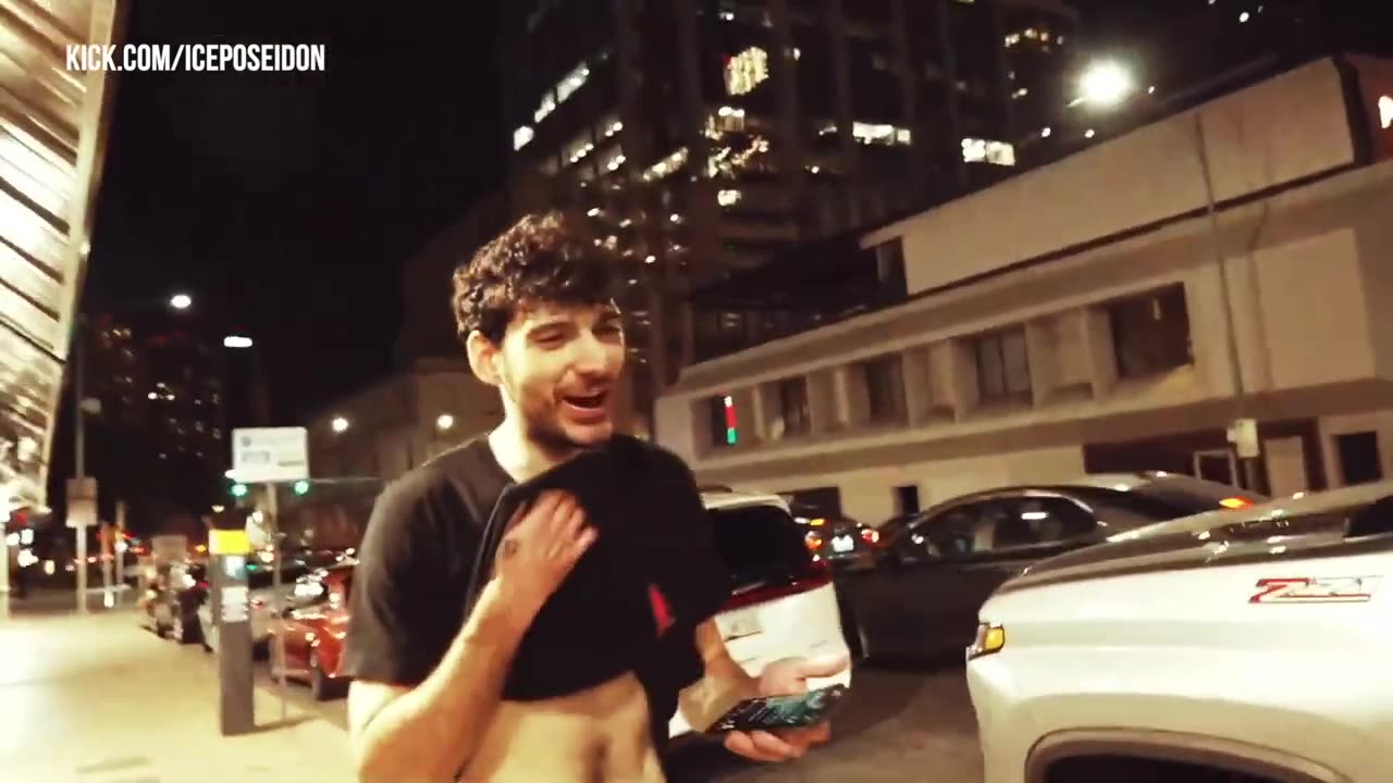 Ice Poseidon does the Gum Challenge during IRL stream