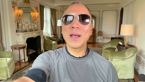 20220512文贵先生GETTR¹：尊敬的战友们好……共产党的经济和世界的股票市场即将崩溃，大家切勿因小失大．因投机而失去一切、务必小心！