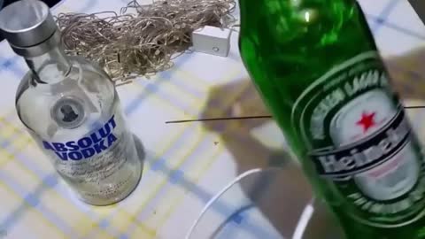 Do It Yourself Heineken Bottle LED Blinker