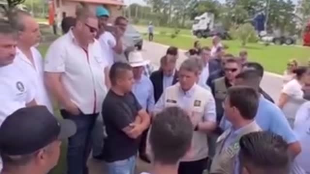 Bolsonaro: Roda Bem Caminhoneiro em Salto-SP