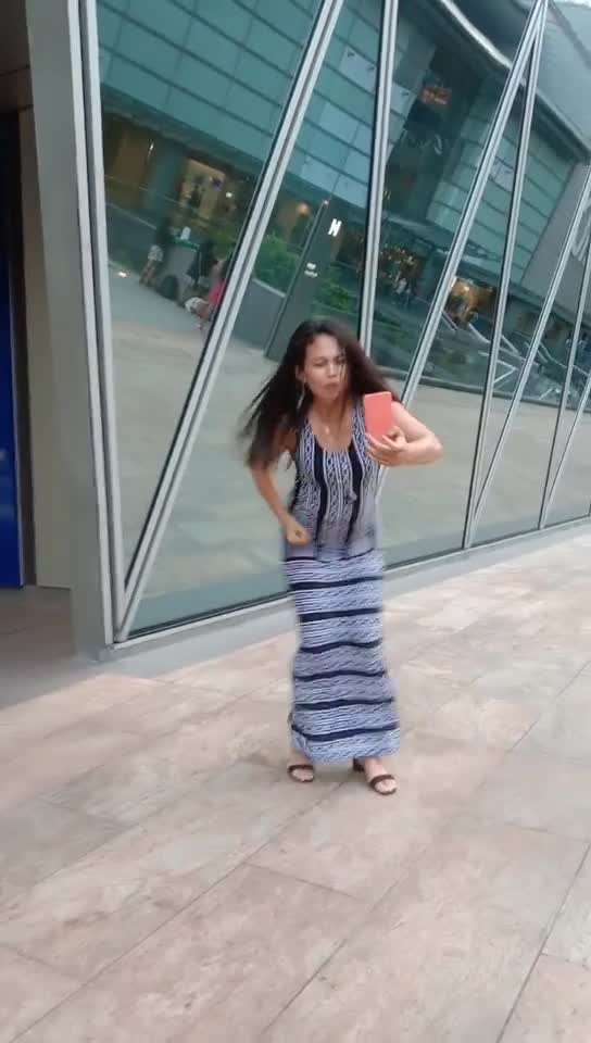 Funny lady doing tiktok in public 🤣 😂