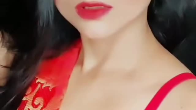 Tiptip barsat Pani hot dance