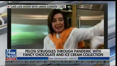 Nancy Pelosi 82enne mostra i suoi frigoriferi da $ 25.000 e le vaschette di gelato da $16 in quarantena Video Nancy Pelosi è una pazza ed era sorda quando condivideva la sua cucina elegante con due costosi frigoriferi e l'amore per il gelato costoso