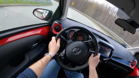2021Toyota Aygo (1.0 VVT-I 72HP) | 0-100 | POV Test Drive #749 Joe Black