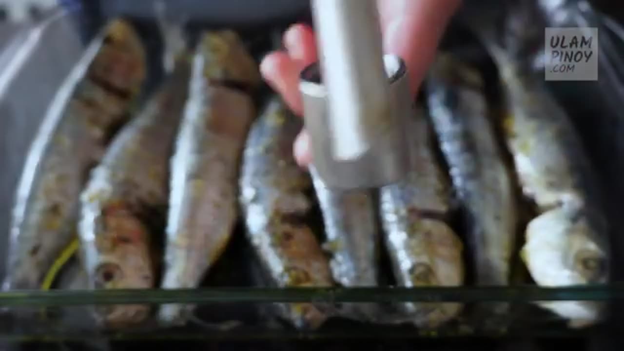 Spanish style SARDINAS al horno — homemade oven-grilled fresh sardines