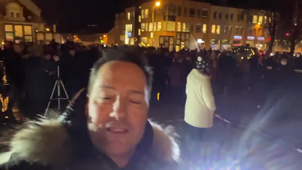 Thorsten Schulte - Bautzen, Kornmarkt, 29 11 2021, Versammlung verboten