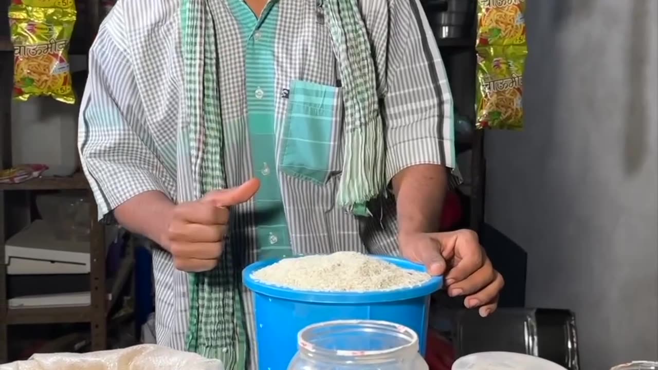 Dukandar ne kaisa banaya logo ko pagal 😲 || The KitKat comedy