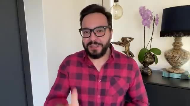 A IDENTIDADE DE DEUS! - by Luiz Camargo