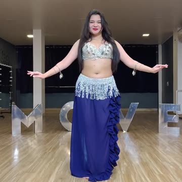 LEARN BELLY DANCING AT - MOVE THE DANCE SPACE - WITH MEDHAVI #shorts #movethedancespace