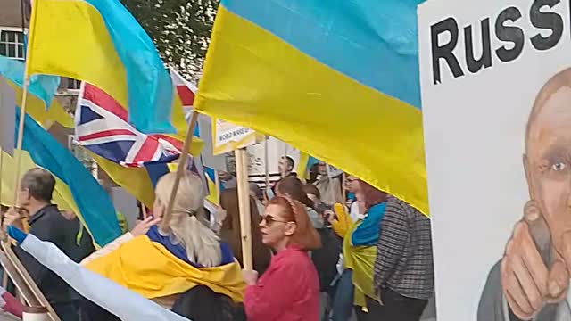 Ukrainians against war