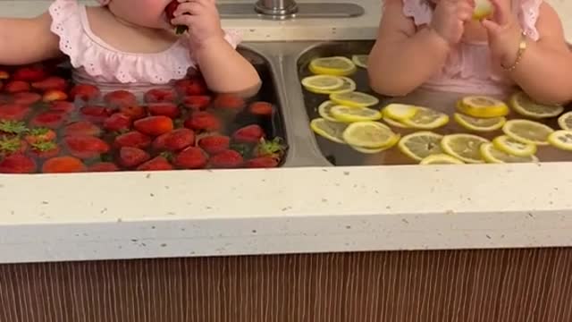 Babies Bathing in Strawberry and Lemon 🥰🥰🥰🥰