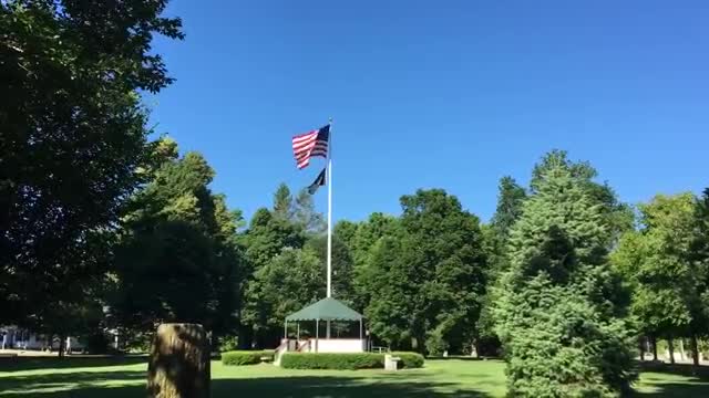 USA National Anthem on violen