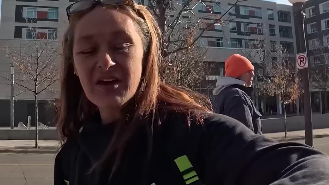Handing Out 100 Donuts To The Hungry ❤️