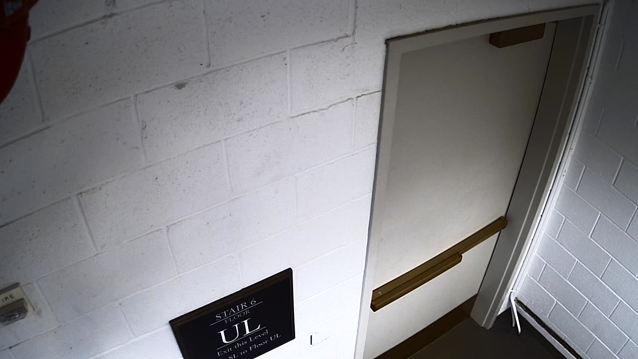 7103CVCULStair6_2021-01-06_05h18min07s053ms.mp4