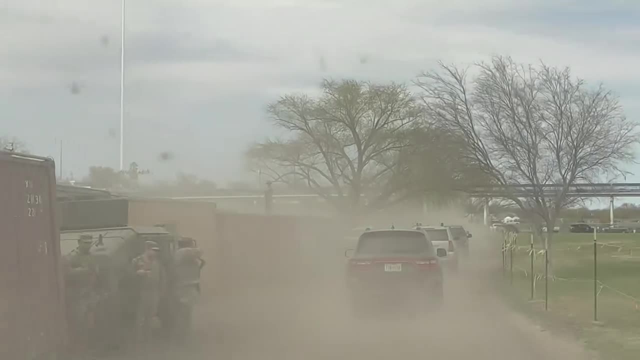 "SALUTE" As President Trump Arrives At Texas Southern Border