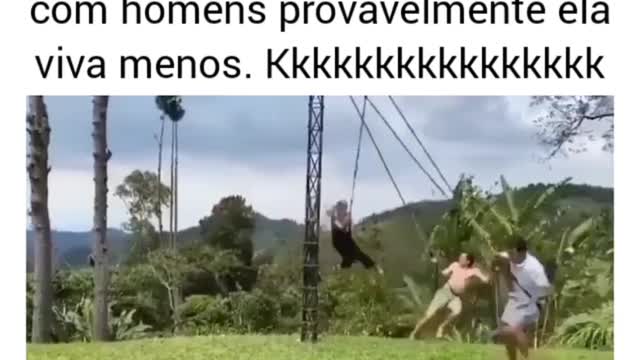 Quando mulher anda com homem