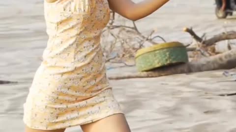 Beach Hot Girl
