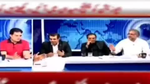 Khaqan Abbasi gets roasted in a live show