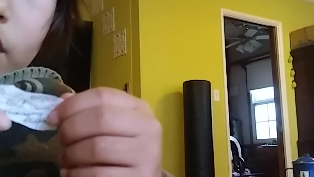 Secret notes in eggs