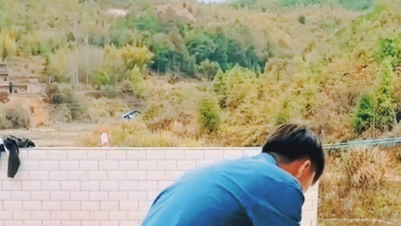 See what happens to the boy in the back.