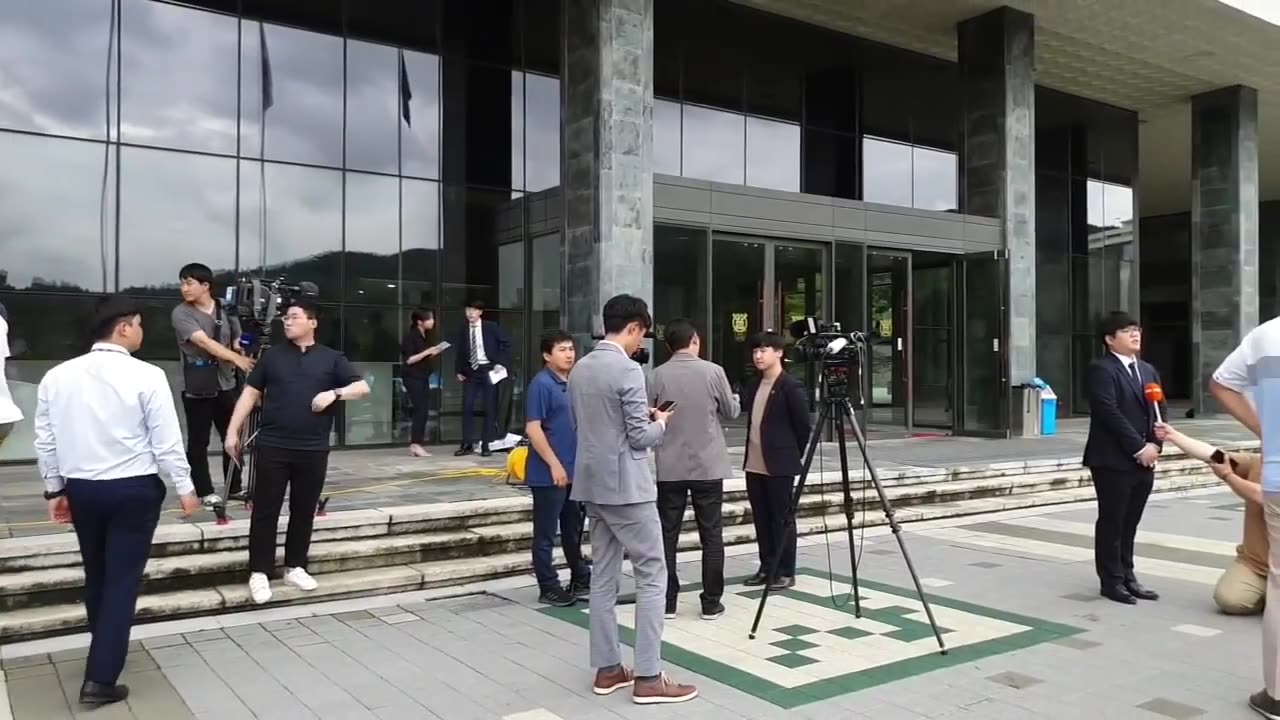 20190909_V3_S04(3lMGv9D3LIk)서울대 사범대학 학생회장의 연설 및 기타 아쉬운