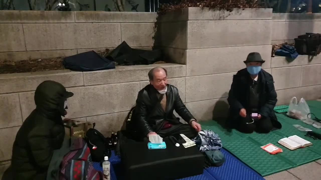 20200402_V3_S01(Em-VyyHZYZQ)혹시 목소리가 김동길교수와 너무 흡사하여