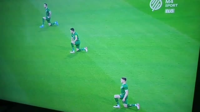 🌏The World Awakens- Crowd Boo as Irish team kneel🤮