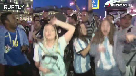 Slavlje Argentinaca nakon što su prošli u osminu finala SP-a