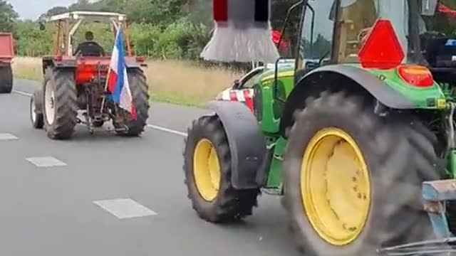 Netherlands: Farmers Convoy on the highway (July 6, 2022)