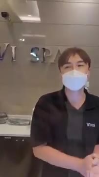 Woman Confronts Spa Staff After "Trans Woman" Walked Naked Around Young