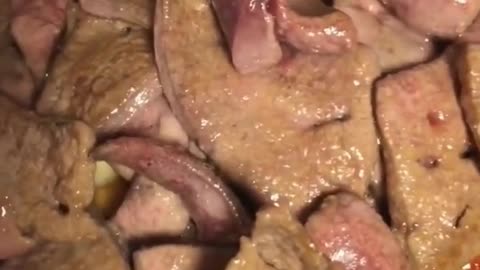 Hot and sour stir-fried pork liver!