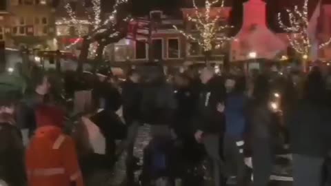 Dutch farmers join protests against Covid tyranny in Alkmaar.