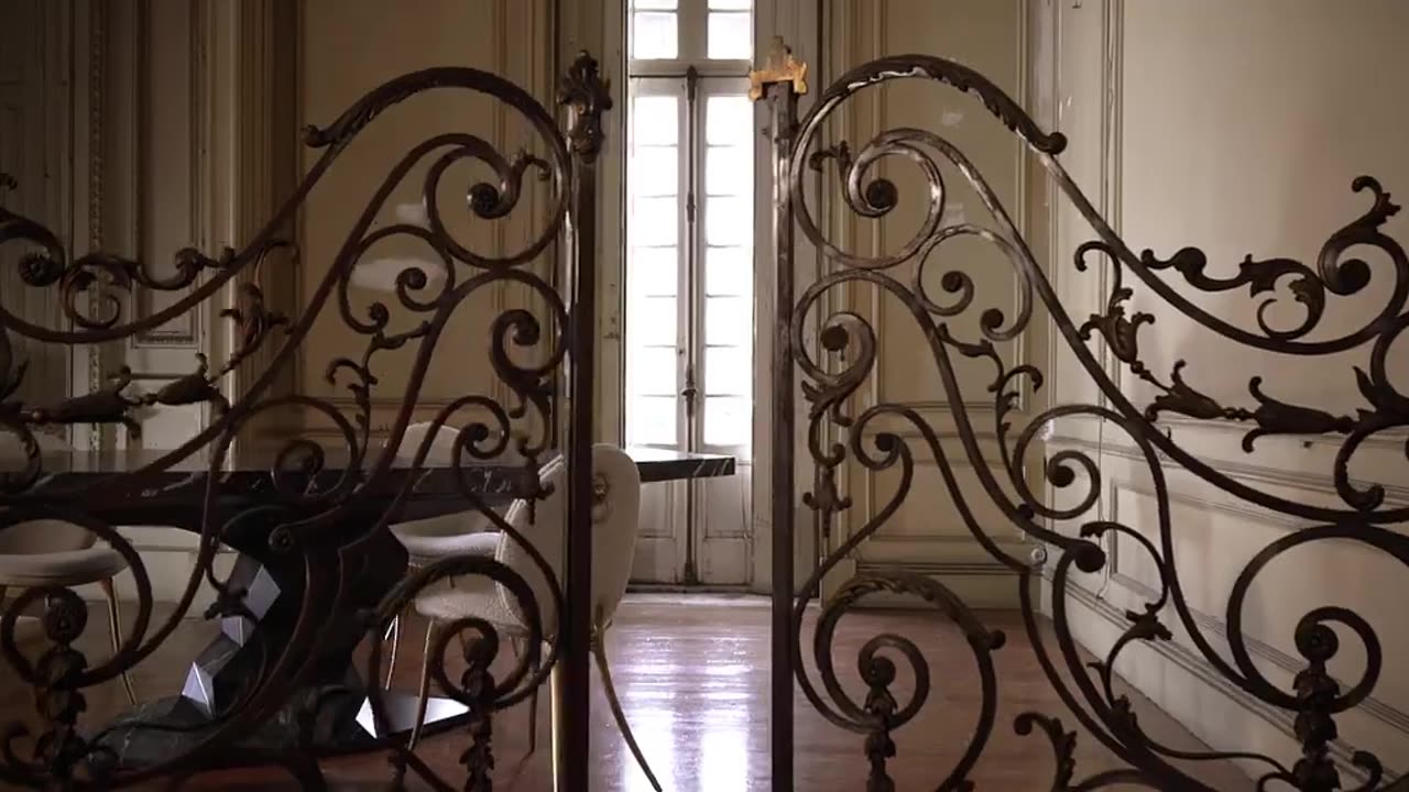 A Lavish Imperfection by Boca do Lobo